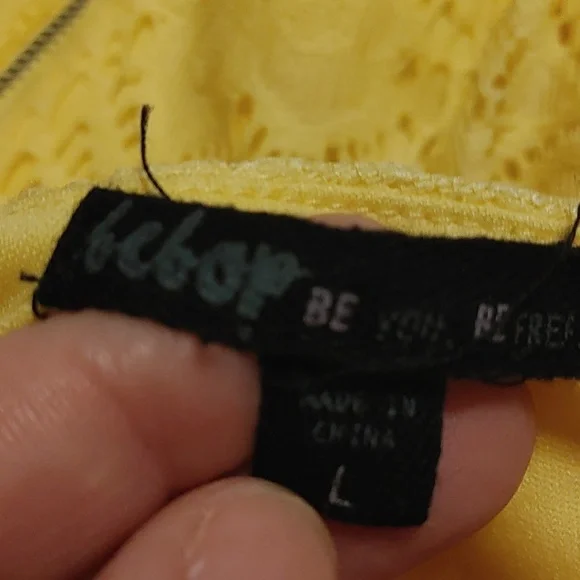 bebop Yellow Lace Sundress - Women sz Lg Laser-cut detail to waistline Lined EUC - Picture 2 of 6